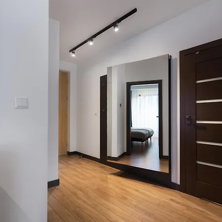 Apartment Elite Maraton Gardens *
