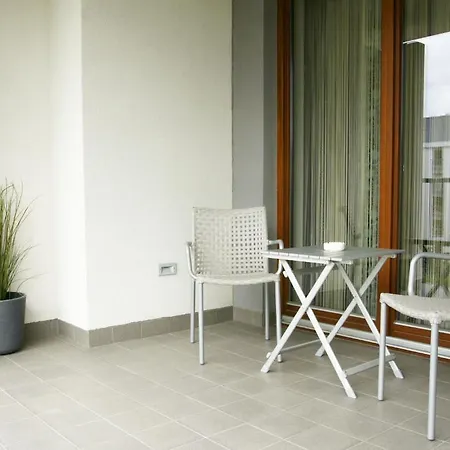 Elite Maraton Gardens Apartman *